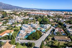 Casa Unifamiliare in vendita a Playa Duque Marbella Andalusia Málaga