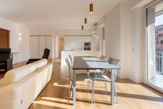 Prestigioso appartamento di 180 m² in affitto Arona, Italia