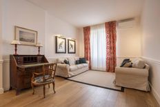 Appartamento di lusso di 127 m² in affitto Firenze, Toscana