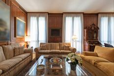 Appartamento di lusso di 353 m² in vendita Milano, Italia