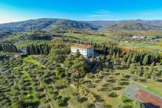 Esclusiva Casa Indipendente di 1500 mq in vendita Viale Macallè, Pistoia, Toscana