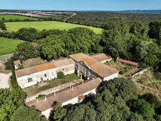 Prestigiosa Casa Indipendente di 600 mq in vendita Saint-Martin-de-Crau, Francia