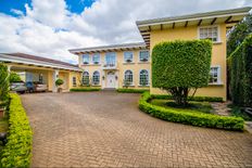 Casa Unifamiliare in vendita a Escazú Provincia de San José Escazú