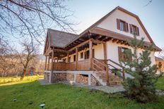 Prestigiosa Casa Indipendente di 380 mq in vendita Dobeni, Romania