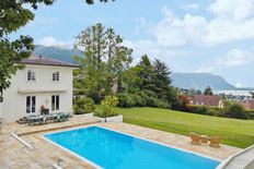 Prestigiosa Casa Indipendente di 340 mq in vendita Blonay, Canton Vaud