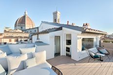 Prestigioso appartamento di 80 m² in affitto Firenze, Toscana