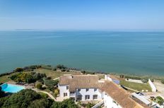 Casa Semindipendente di 310 mq in vendita Angoulins, Francia