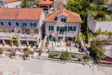 Casa di lusso in vendita a Castelnuovo di Cattaro Herceg Novi 