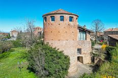 Castello di 700 mq in vendita - Rivergaro, Italia