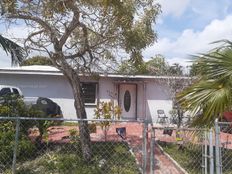 Villa in vendita a Hialeah Florida Miami-Dade County