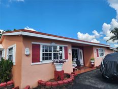 Villa in vendita a Hialeah Florida Miami-Dade County