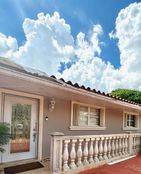 Villa in vendita a Hialeah Florida Miami-Dade County