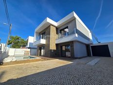 Casa Indipendente in vendita Aroeira, Almada, Distrito de Setúbal