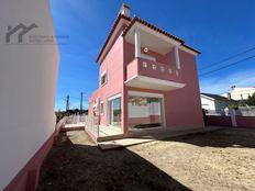 Prestigiosa casa di 254 mq in vendita Almada, Distrito de Setúbal