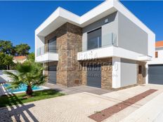 Casa di 185 mq in vendita Aroeira, Almada, Distrito de Setúbal