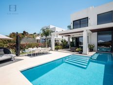 Prestigiosa villa di 314 mq in vendita, Cabopino-Artola, Marbella, Andalusia