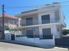 Prestigiosa casa di 340 mq in vendita Loures, Lisbona