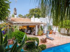 Prestigiosa villa di 299 mq in vendita, Nueva Andalucia, Marbella, Málaga, Andalusia