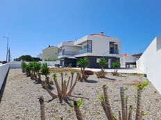 Casa Unifamiliare in vendita a Peniche Distrito de Leiria Peniche