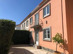 Prestigiosa Casa Semindipendente di 261 mq in vendita Pedroucos (Santa Maria de Belem), Lisbona