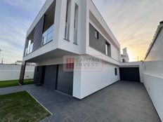 Prestigiosa Casa Indipendente in vendita Almada, Distrito de Setúbal