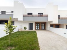 Casa Semindipendente in vendita Castelo, Sesimbra, Distrito de Setúbal