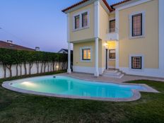 Casa di lusso di 332 mq in vendita Almada, Distrito de Setúbal