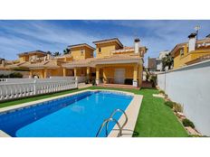 Villa in vendita a Orihuela Comunità Valenciana Provincia de Alicante