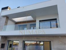 Casa di lusso di 320 mq in vendita Almada, Distrito de Setúbal