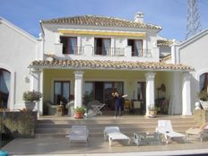 Casa di 340 mq in vendita Marbella, Spagna