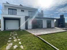 Prestigiosa Casa Indipendente di 214 mq in vendita Caldas da Rainha, Portogallo