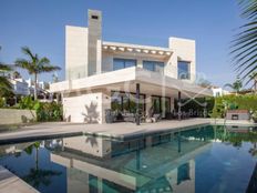 Prestigiosa villa di 343 mq in vendita Aloha, Marbella, Andalusia