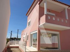 Prestigiosa casa di 156 mq in vendita Almada, Distrito de Setúbal