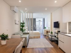 Prestigioso appartamento di 85 m² in vendita Oporto