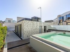 Appartamento di prestigio di 300 m² in vendita Avenida Luis Bivar, Lisbona, Lisbon