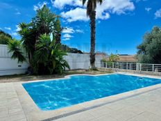 Prestigiosa casa in vendita Caixas, Sesimbra, Distrito de Setúbal