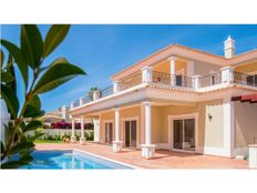 Prestigiosa villa di 362 mq in vendita, Vale da Quinta Village, Loulé, Distrito de Faro