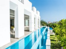 Prestigiosa villa di 1043 mq in vendita Nueva Andalucia, Marbella, Andalusia