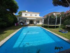 Casa Unifamiliare in affitto a Cascais e Estoril Lisbona Cascais