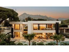 Prestigiosa villa di 709 mq in vendita Milla de Oro, Marbella, Andalusia