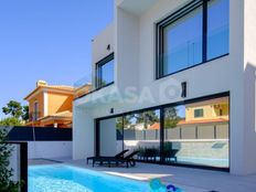 Casa di lusso di 180 mq in vendita Aroeira, Almada, Distrito de Setúbal