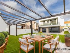 Casa di lusso di 415 mq in vendita Odivelas, Lisbona