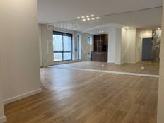 Appartamento di lusso di 118 m² in vendita Rotunda da Boavista (Cedofeita), Oporto, Porto