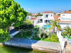 Villa in vendita a Empuriabrava Catalogna Girona