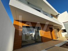 Casa di lusso di 320 mq in vendita Almada, Portogallo