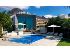 Prestigiosa villa di 300 mq in vendita Adeje, Isole Canarie