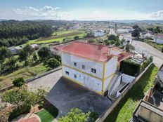 Casa Unifamiliare in vendita a Caldas da Rainha Distrito de Leiria Caldas da Rainha