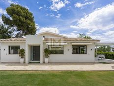 Prestigiosa villa di 365 mq in vendita, Marbella, Andalusia