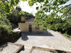 Casa di prestigio di 132 mq  Ribeira de Sintra (Santa Maria e Sao Miguel), Sintra, Lisbona