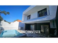 Casa Indipendente di 160 mq in vendita Aroeira, Almada, Distrito de Setúbal